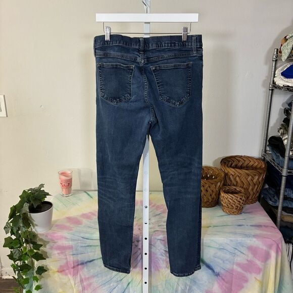 J. Crew Blue Slim Jeans Classic Denim Style flex 33x30 - Picture 5 of 6